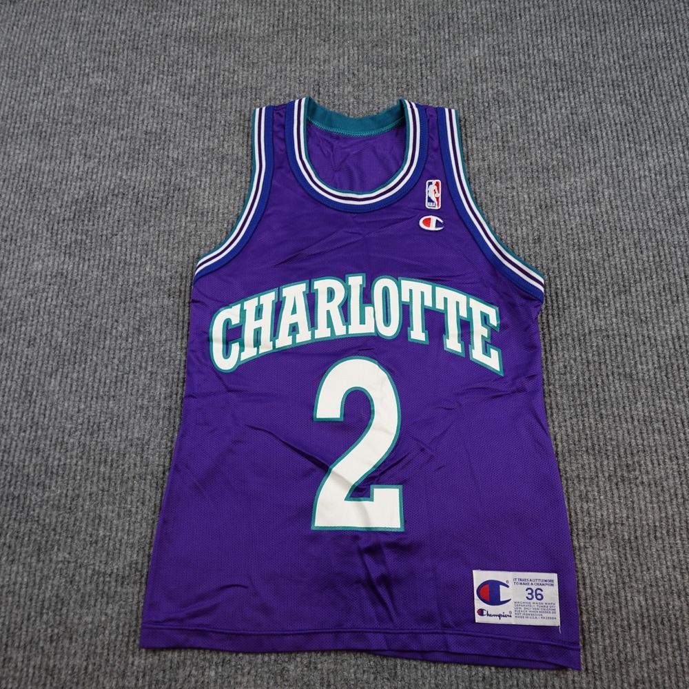 Vintage Charlotte Hornets Jersey Mens 36 Purple NBA Larry Johnson 2 Champion